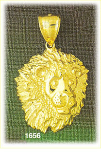 14K Gold Expressive Lion Head Charm