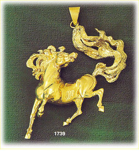 14K Gold Enchanting Horse Charm