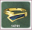 Breathtaking 14K Gold Opal Ring