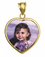 14K Gold Medium Heart Photo Pendant