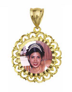 14K Gold Medium Round w/Heart Frame Photo Pendant