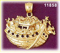 14K Gold Detailed Noah's Ark Pendant