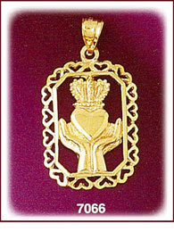 14Kt Gold Irish Claddagh Pendant In Rectangular Frame