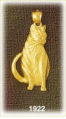 14K Gold Groomed Cat Charm