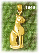 14K Gold Waiting Cat Charm