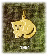 14K Gold Curled Up Cat Charm