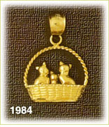 14K Gold 3D Basket Filled w/Kittens Charm