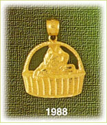 14K Gold Cat In Basket Charm