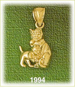 14k gold 3d cats charm
