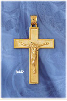 14K Gold Classic Style Crucifix Pendant