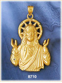 14K Gold Jesus Christ Lifting Hands Towards Heaven Pendant